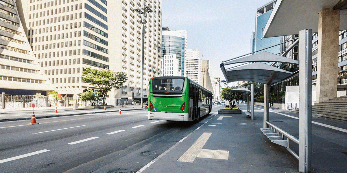 Photo of an empty bus stop in Latin America
